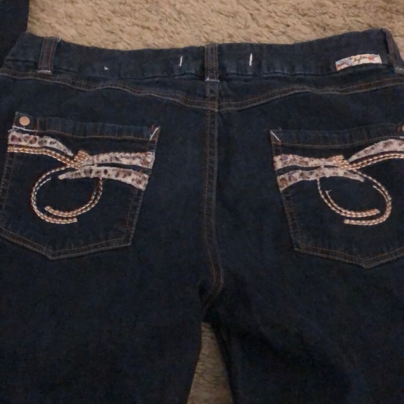 Jeans - Picture 4 of 4